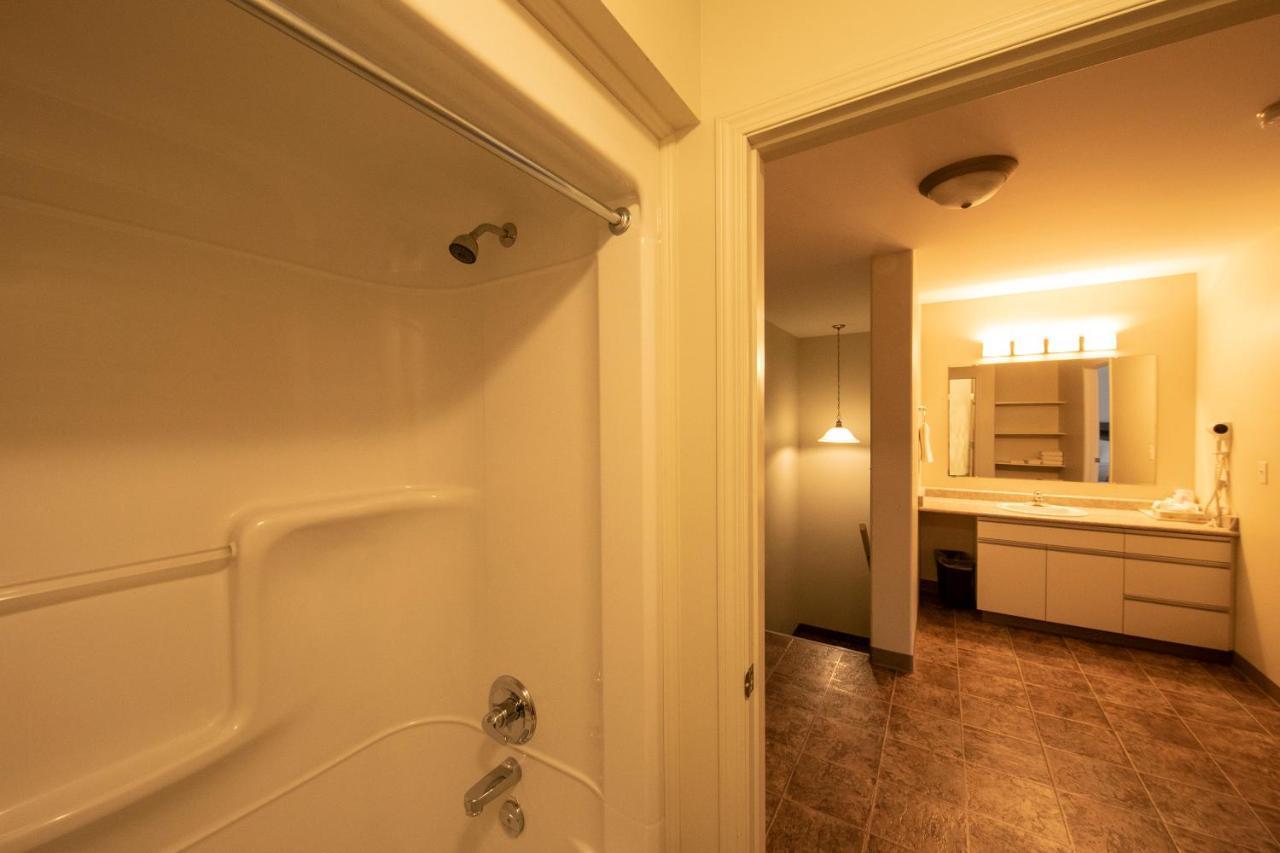 Dunvegan Inn & Suites Fairview Luaran gambar