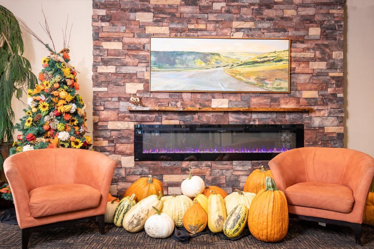 Dunvegan Inn & Suites Fairview Luaran gambar